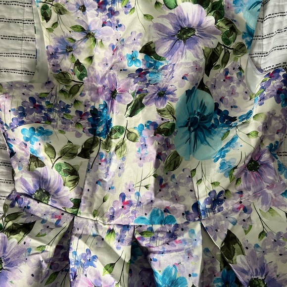 Chic Wish Dress - Picture 2 of 6